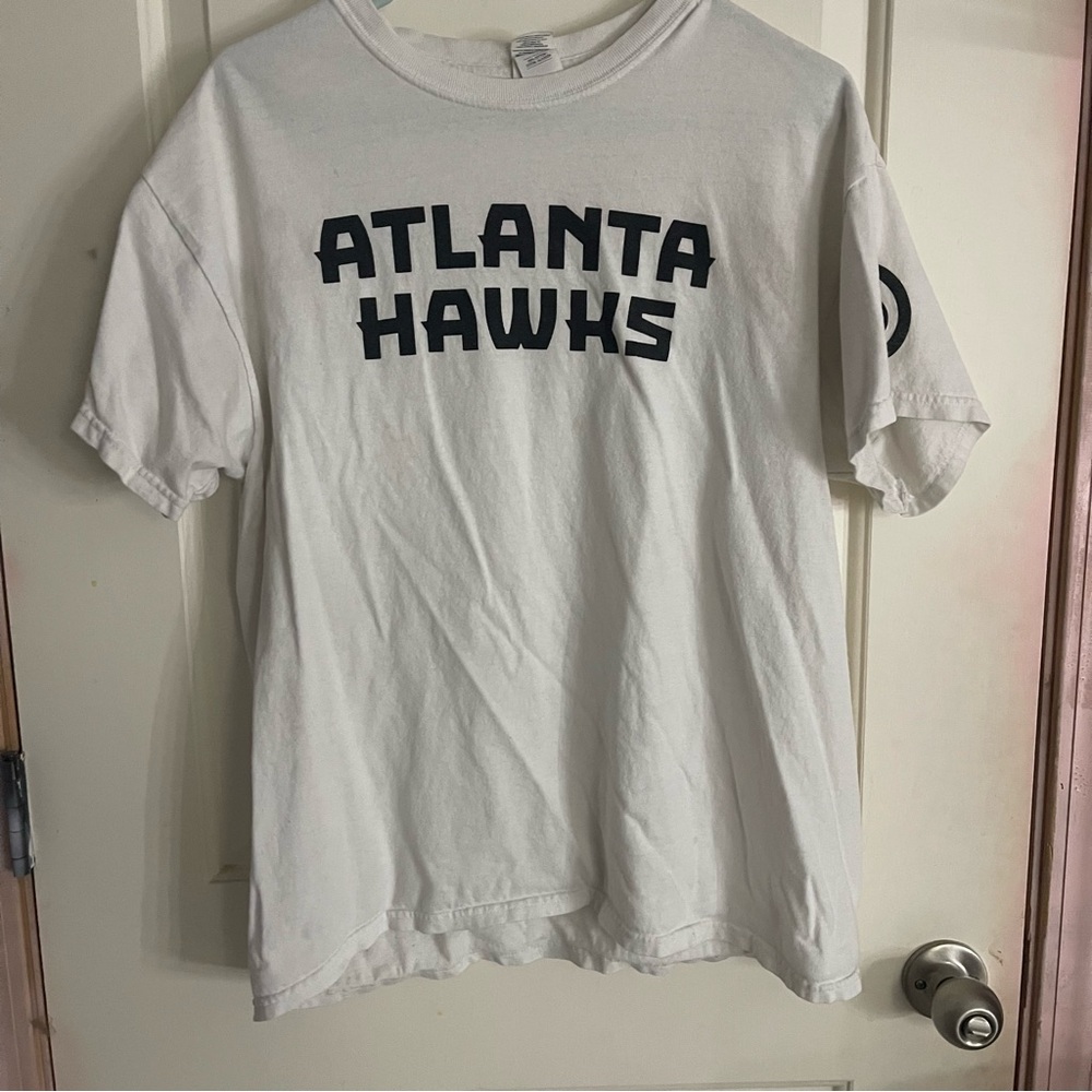 ATL Hawks t-shirt